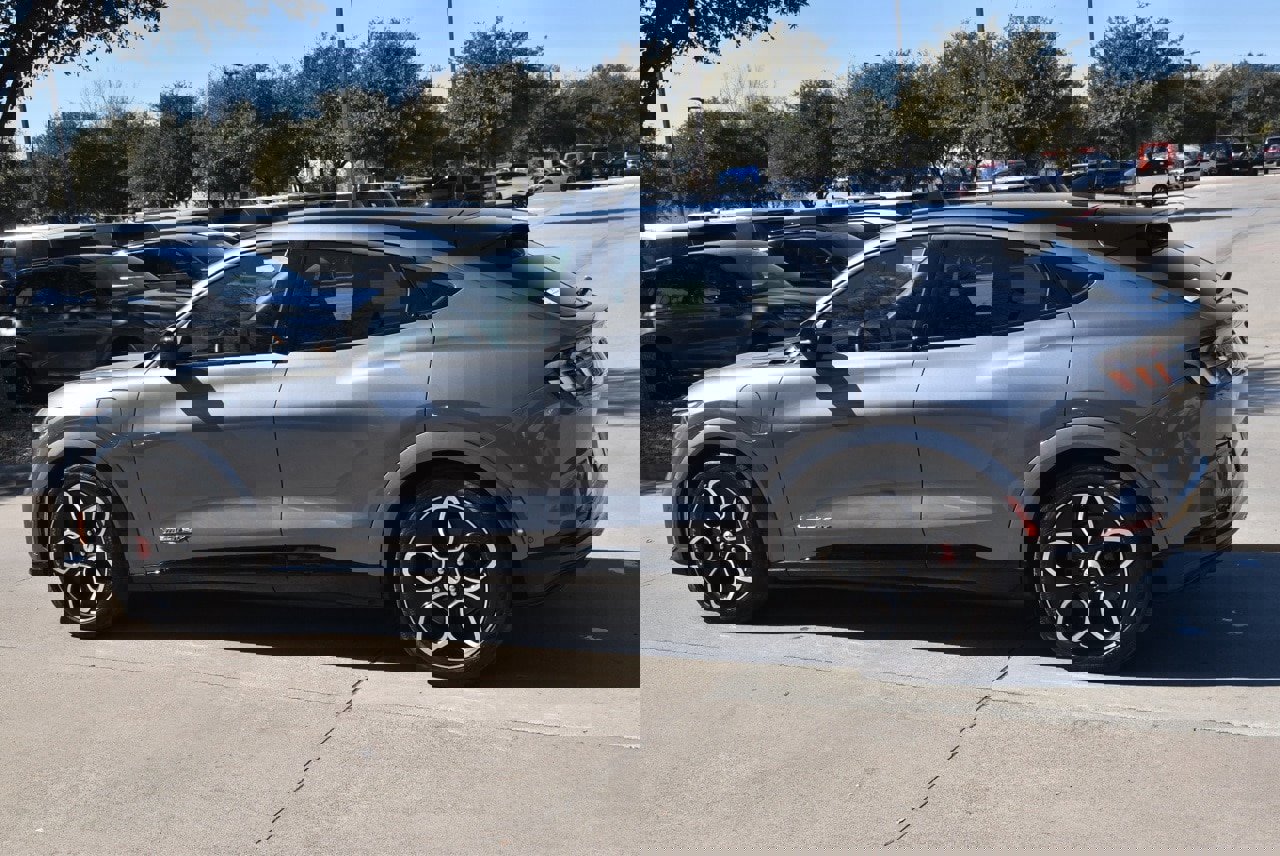 Certified 2023 Ford Mustang Mach-E GT image 4