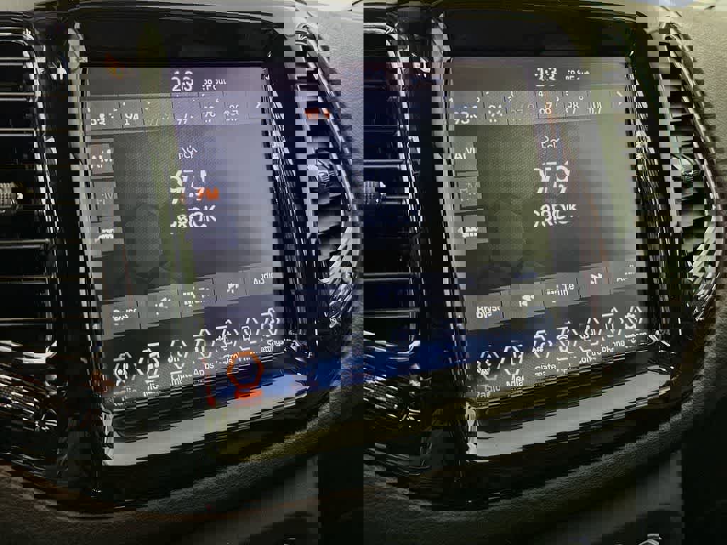 Used 2020 Jeep Compass Limited image 20