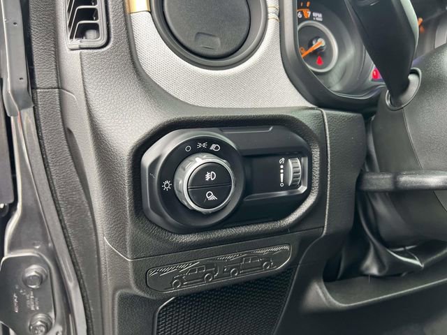 Used 2025 Jeep Gladiator Sport AWD/4WD image 14