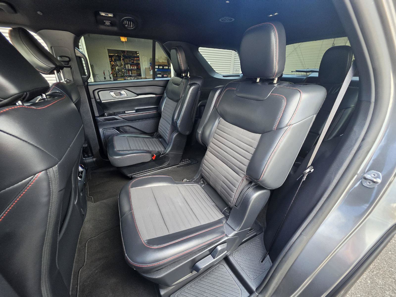 Certified 2026 Ford Explorer ST-Line AWD/4WD image 16