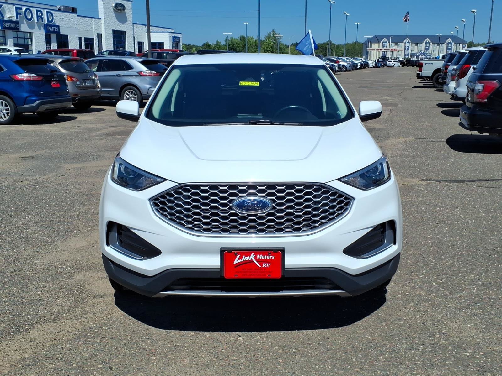 Certified 2024 Ford Edge SEL AWD/4WD image 9