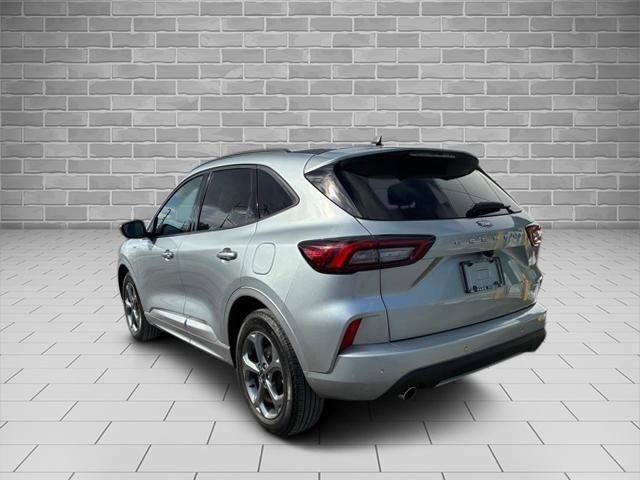 Certified 2023 Ford Escape ST-Line Select w/ Tech Pack #1 image 3