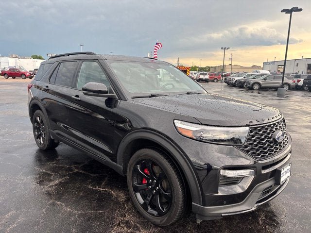 Certified 2023 Ford Explorer ST w/ Equipment Group 401A AWD/4WD image 3
