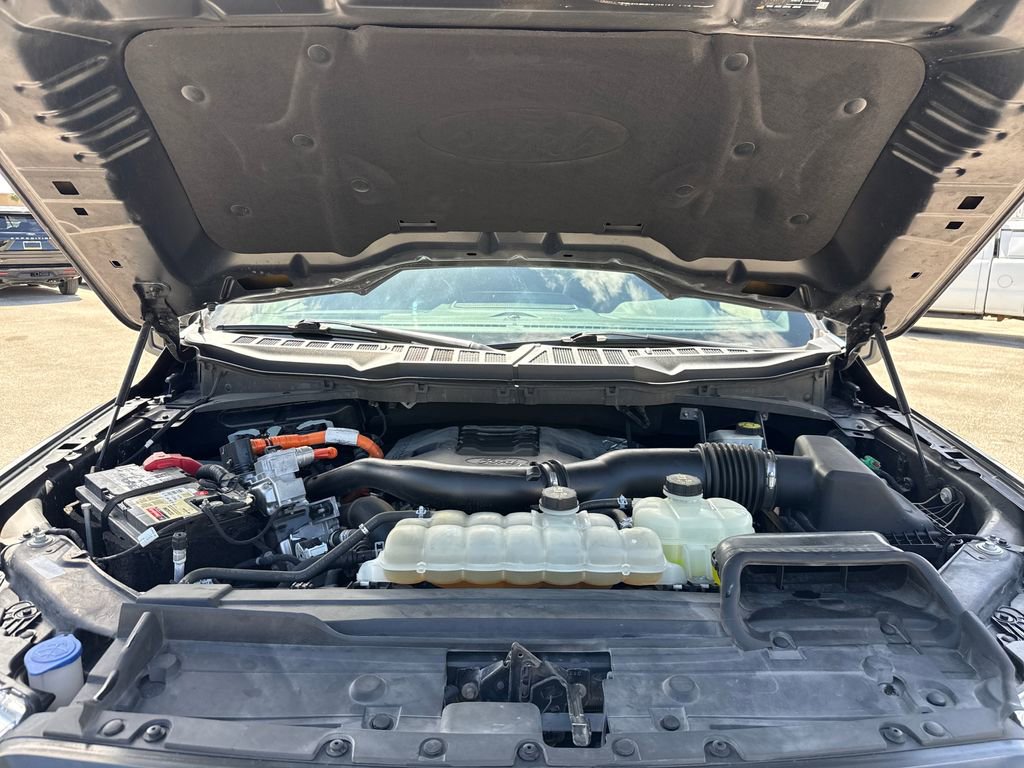 Certified 2021 Ford F150 XLT w/ Equipment Group 302A High image 29