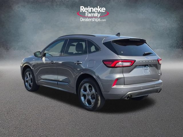 Certified 2024 Ford Escape ST-Line w/ Tech Pack #1 AWD/4WD image 8