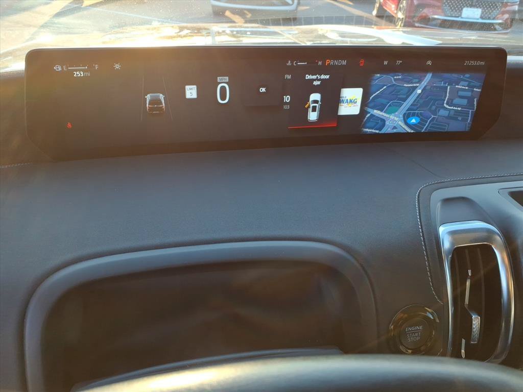Certified 2025 Ford Expedition Platinum w/ Driver's Package AWD/4WD image 15