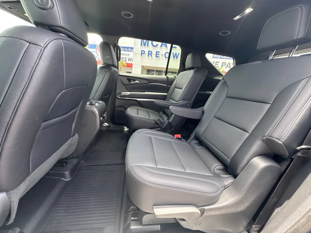 Used 2026 Chevrolet Traverse LT w/ Midnight/Sport Edition FWD image 20