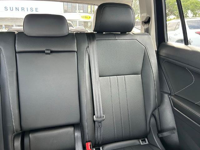 Used 2022 Volkswagen Tiguan SE FWD image 14