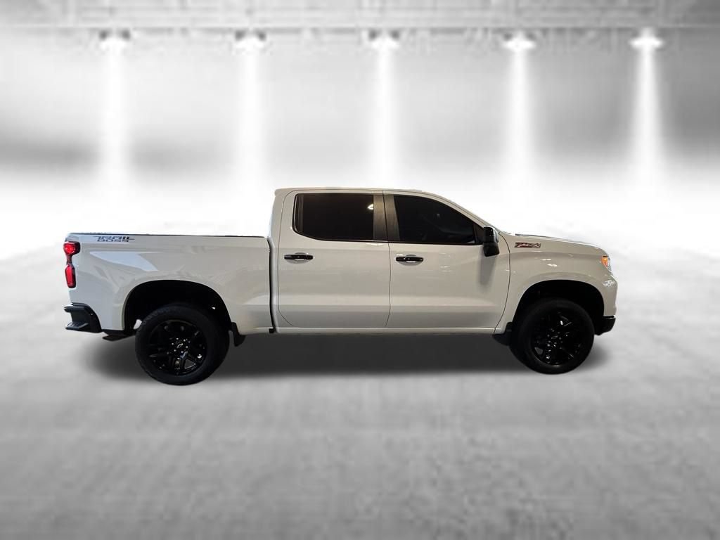 Used 2023 Chevrolet Silverado 1500 LT Trail Boss w/ Protection Package AWD/4WD image 3