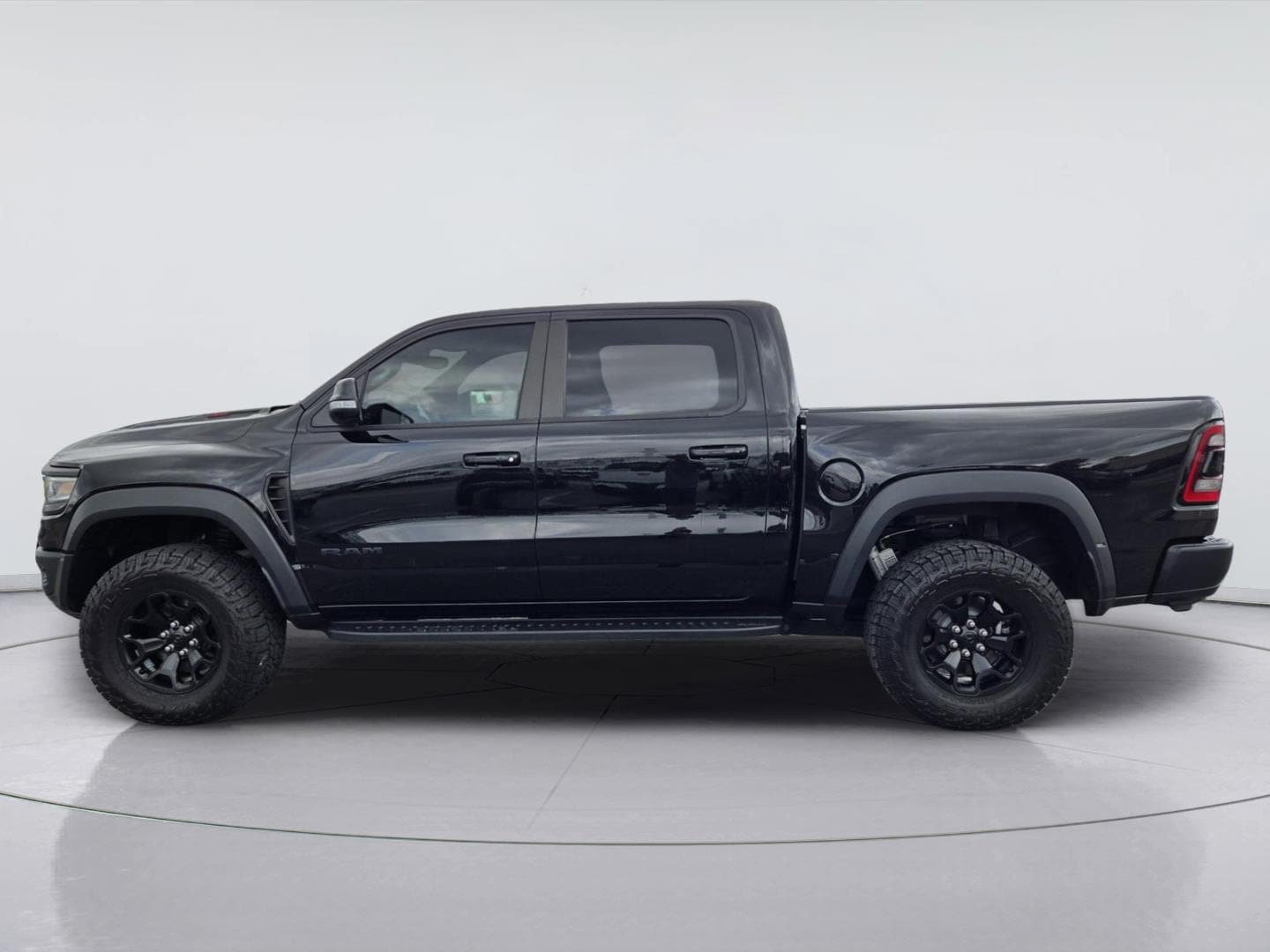 Used 2022 RAM 1500 TRX w/ TRX Level 2 Equipment Group AWD/4WD image 5