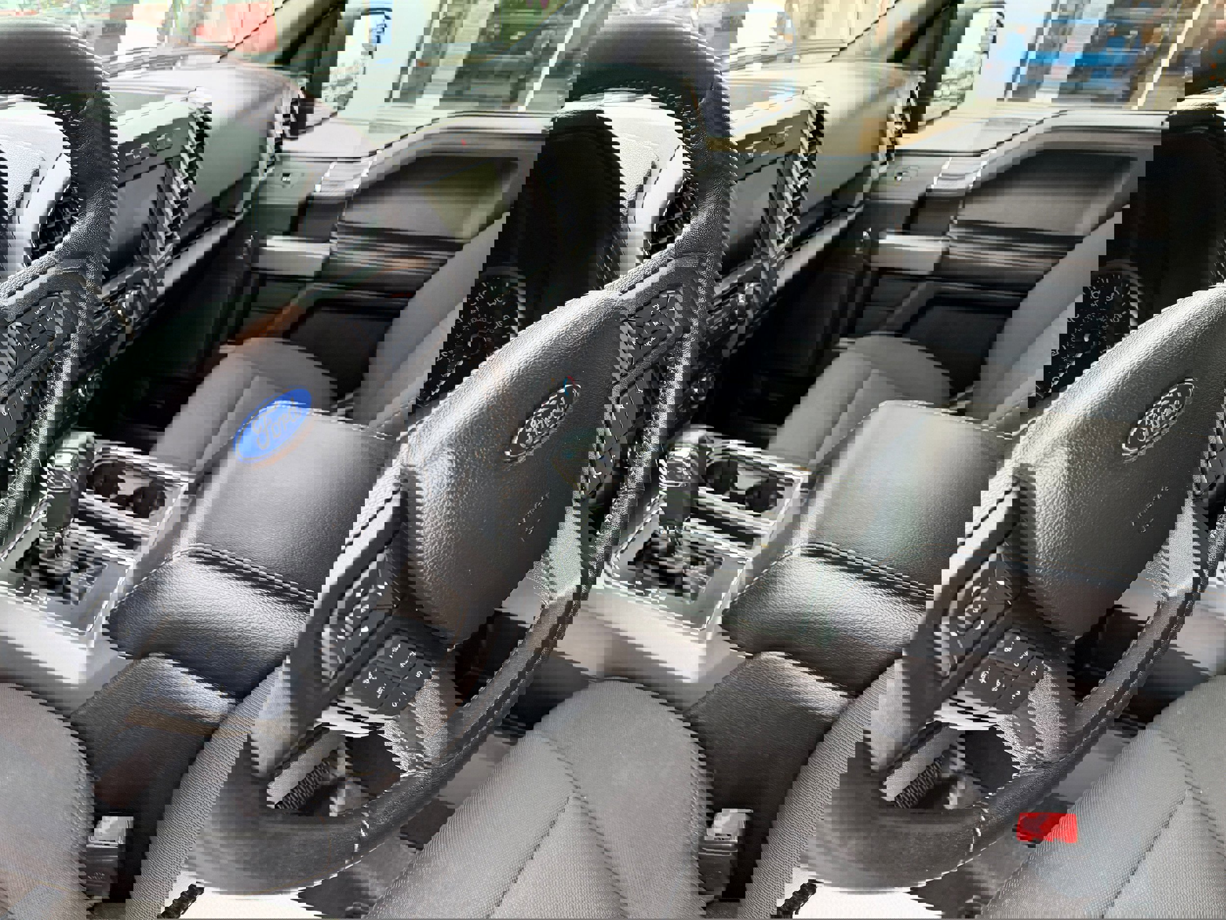 Certified 2019 Ford F150 XLT w/ Equipment Group 302A Luxury image 14