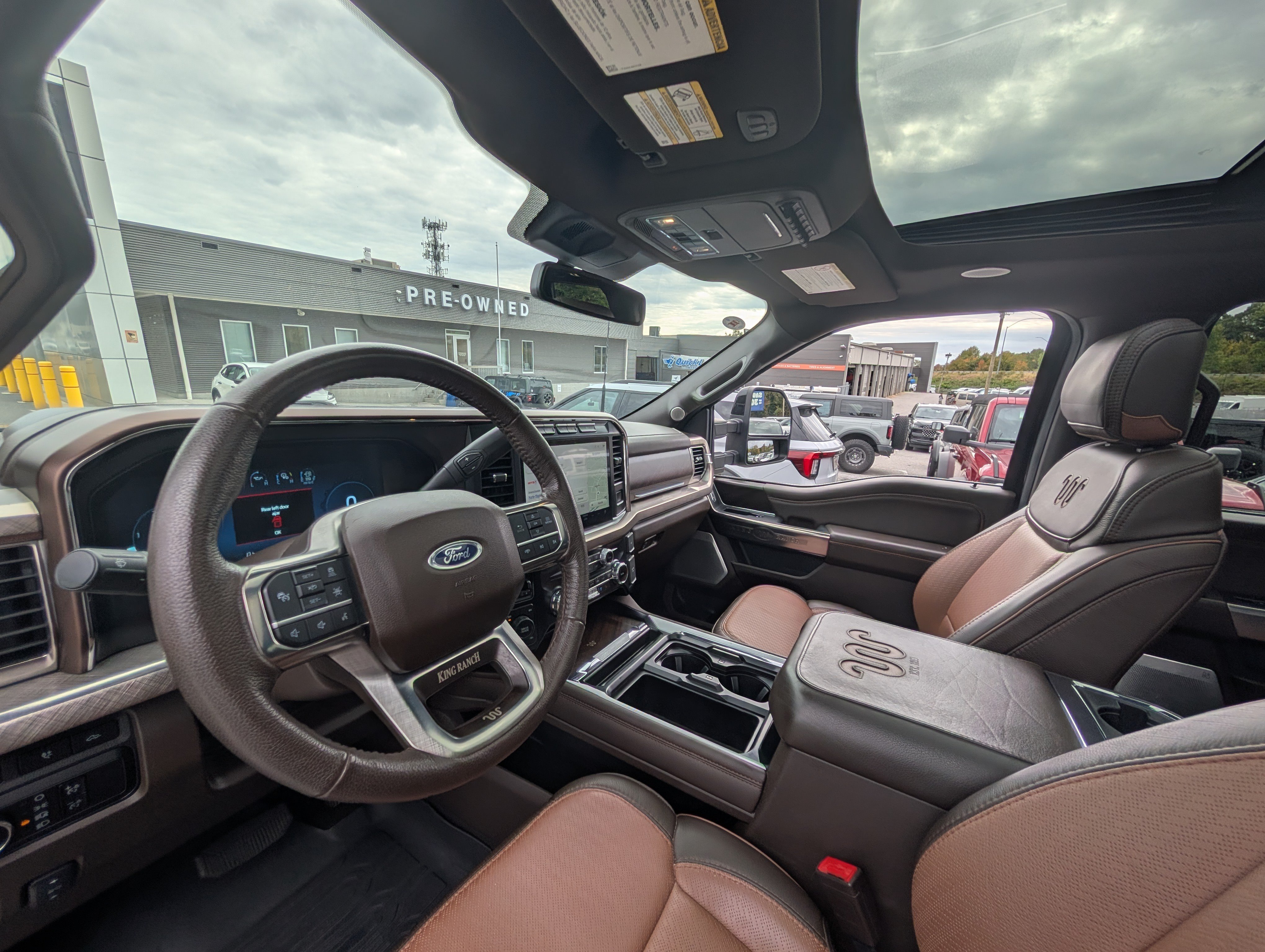 Certified 2023 Ford F250 King Ranch AWD/4WD image 16