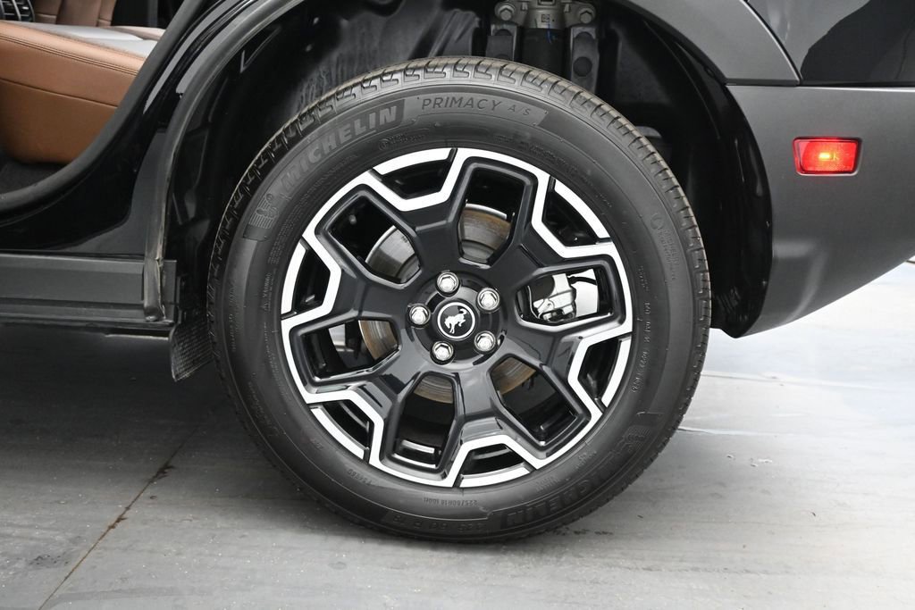 Certified 2025 Ford Bronco Sport Outer Banks w/ Outer Banks Tech Package+ AWD/4WD image 22