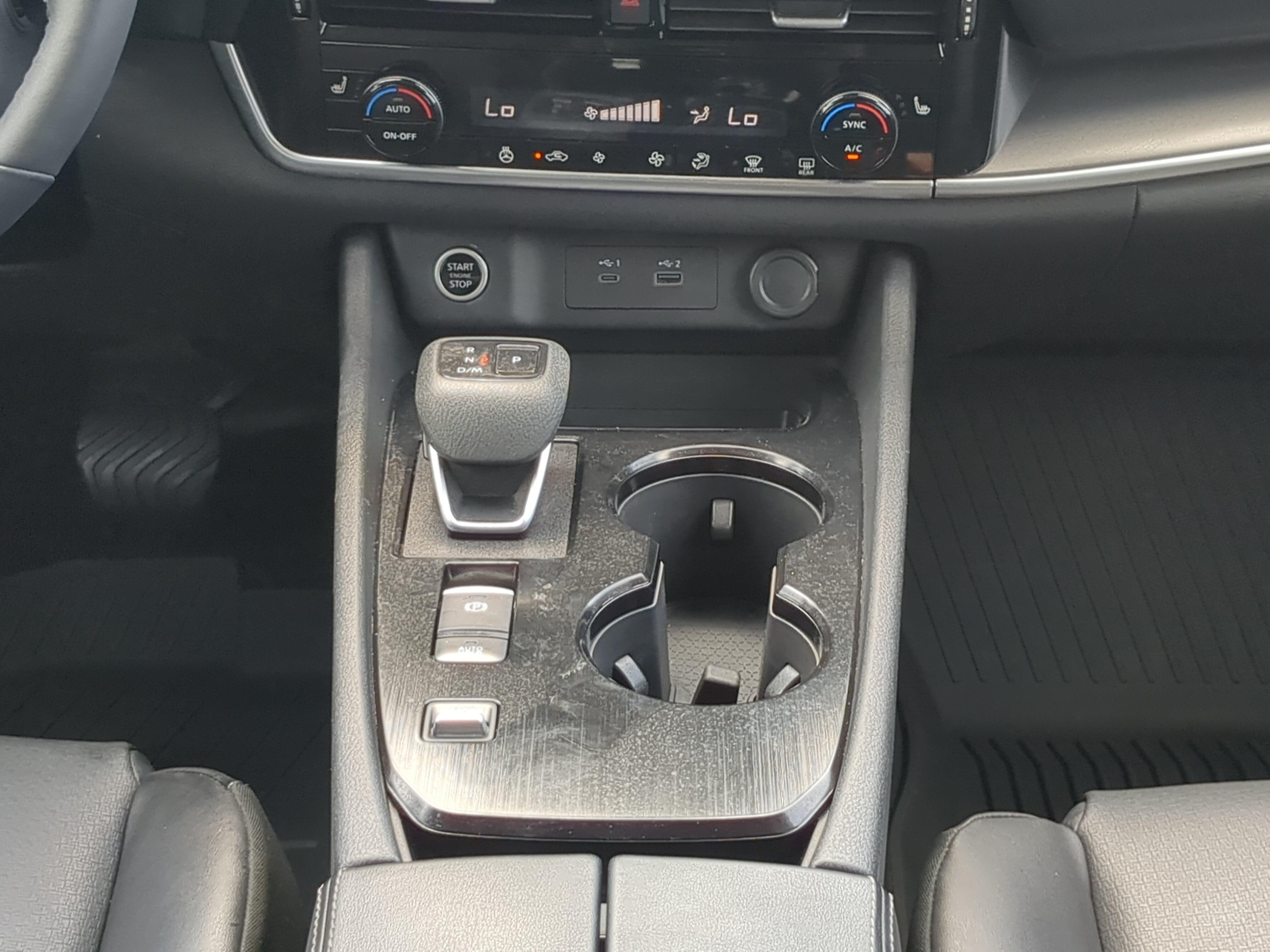 Used 2021 Nissan Rogue SV w/ Premium Package FWD image 17