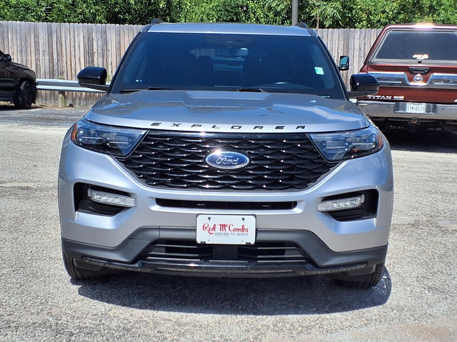 Certified 2023 Ford Explorer ST-Line w/ Class IV Trailer Tow Package RWD image 2