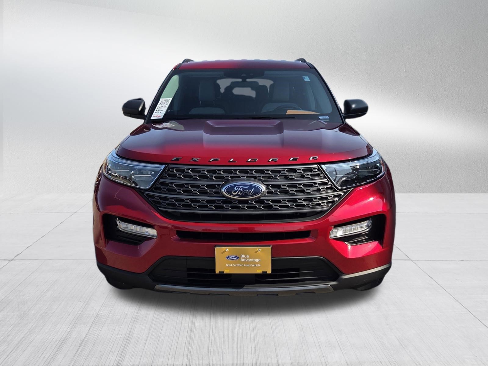 Certified 2021 Ford Explorer XLT w/ Equipment Group 202A AWD/4WD image 2