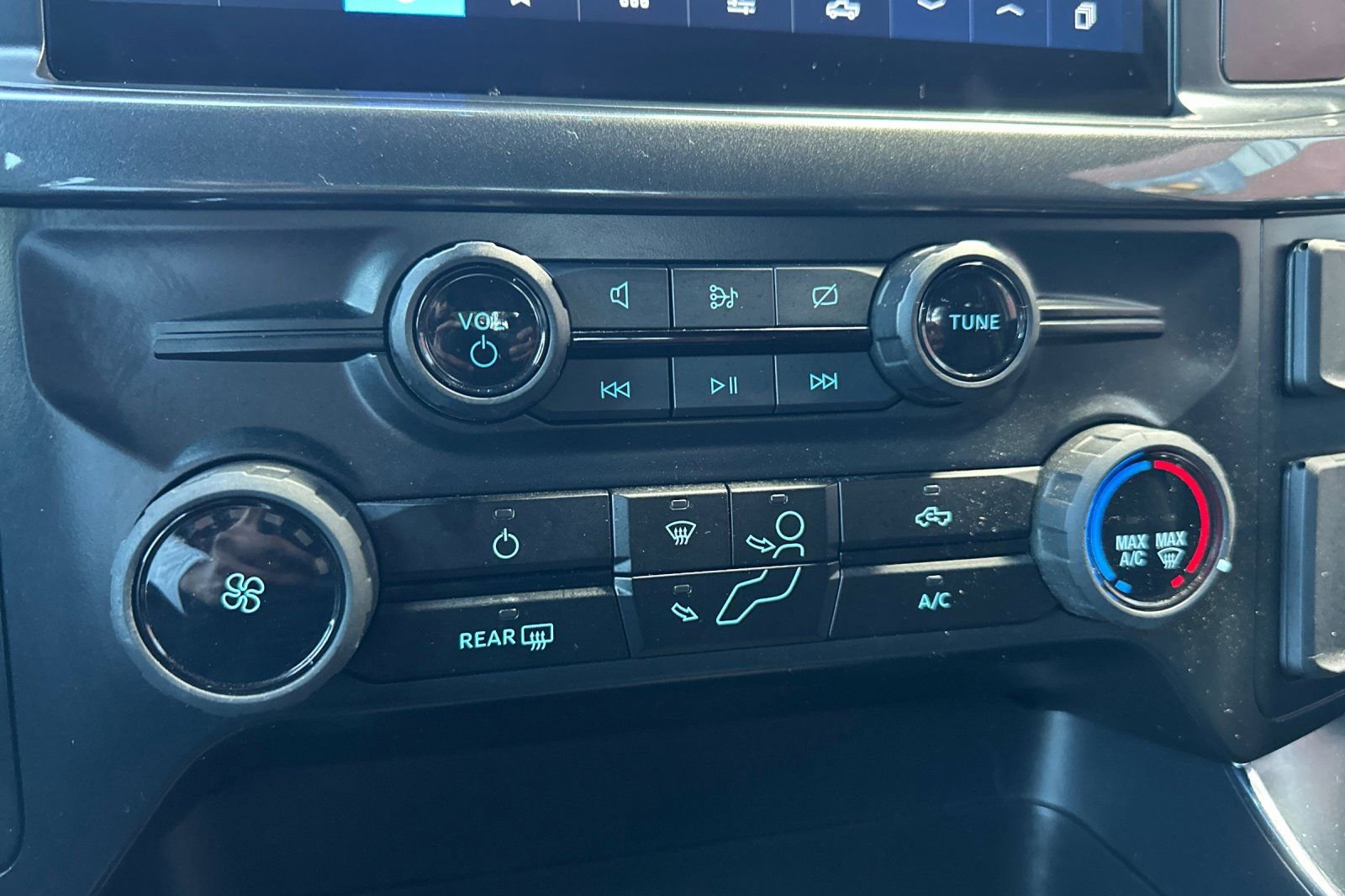 Certified 2024 Ford F150 STX RWD image 28