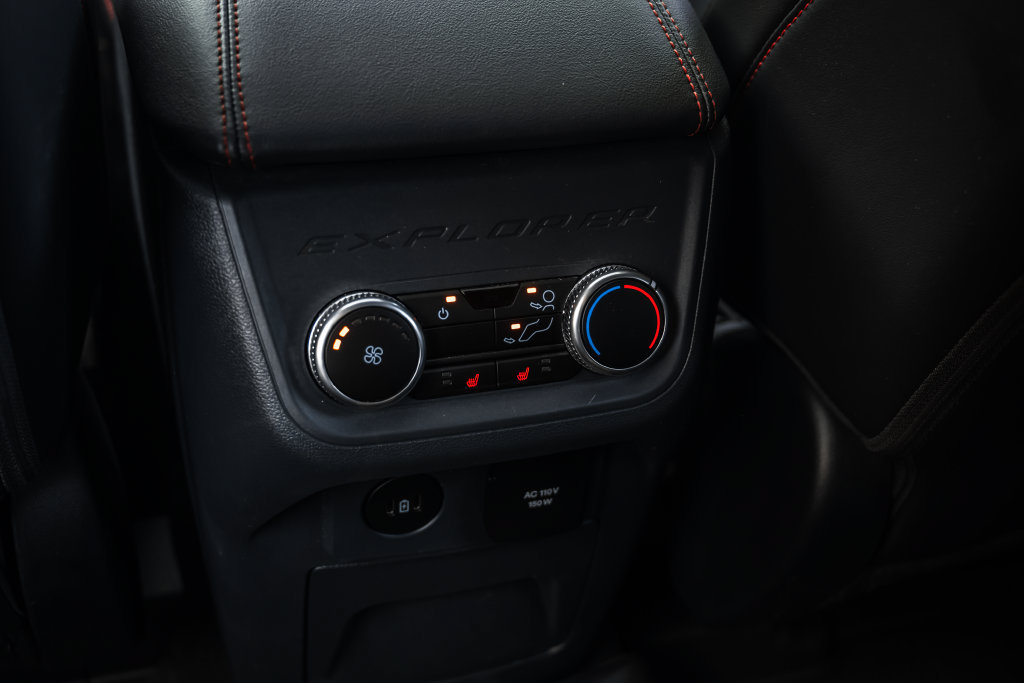 Certified 2025 Ford Explorer ST AWD/4WD image 20