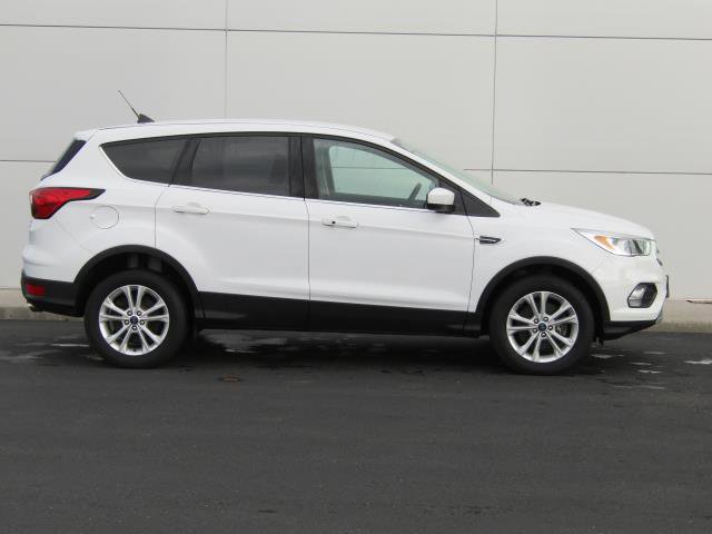 Certified 2018 Ford Escape SE image 3
