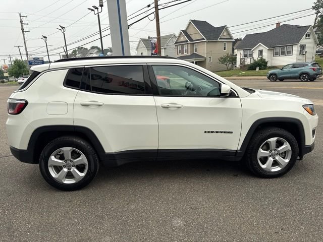Used 2021 Jeep Compass Latitude w/ Sun and Sound Group AWD/4WD image 5