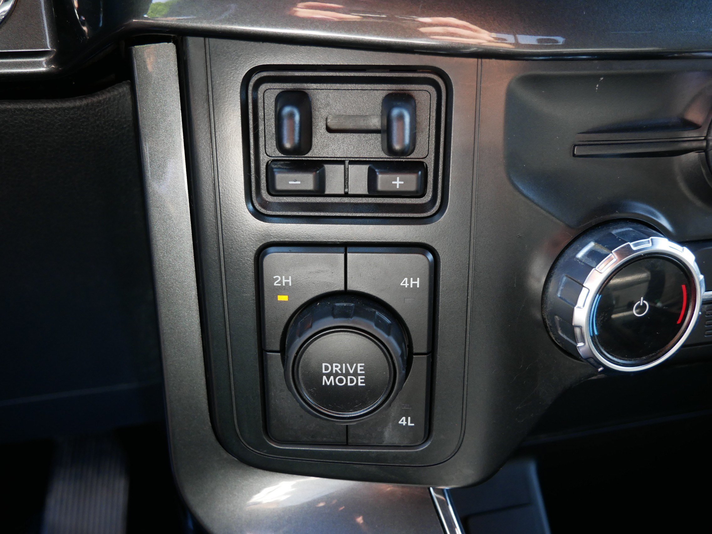 Certified 2022 Ford F150 XLT w/ Equipment Group 302A High AWD/4WD image 32