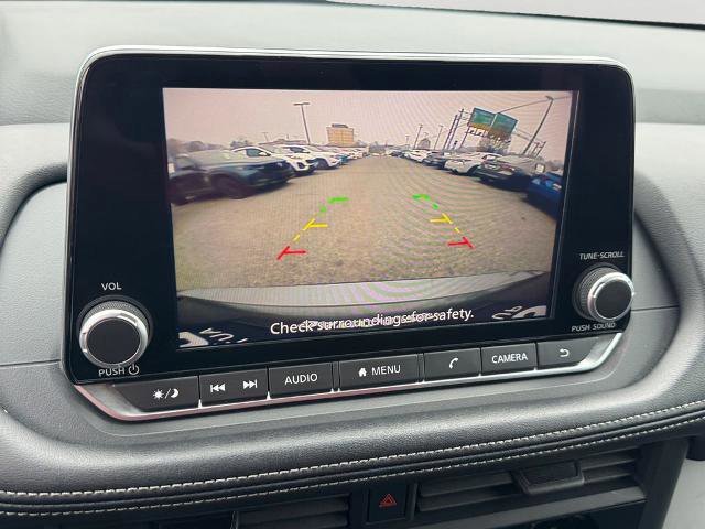 Used 2024 Nissan Rogue S image 20