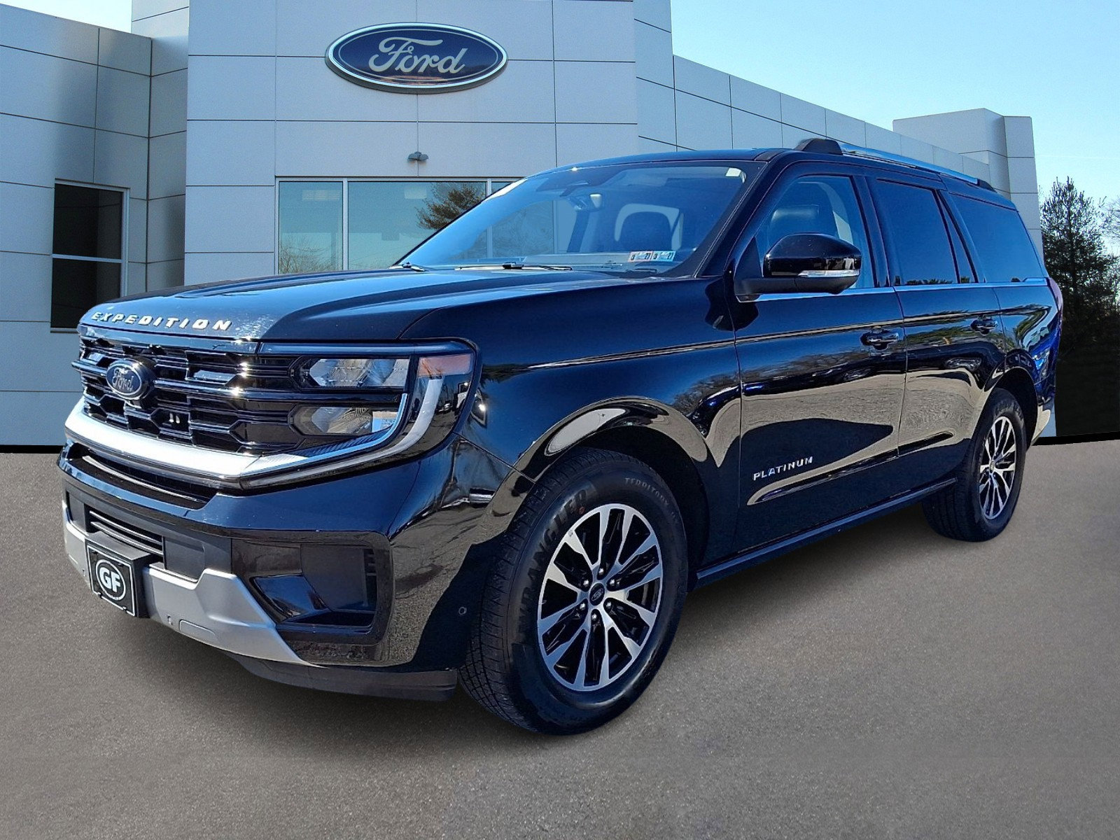 Certified 2025 Ford Expedition Platinum image 4