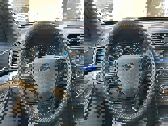 Certified 2017 Ford Explorer XLT image 9