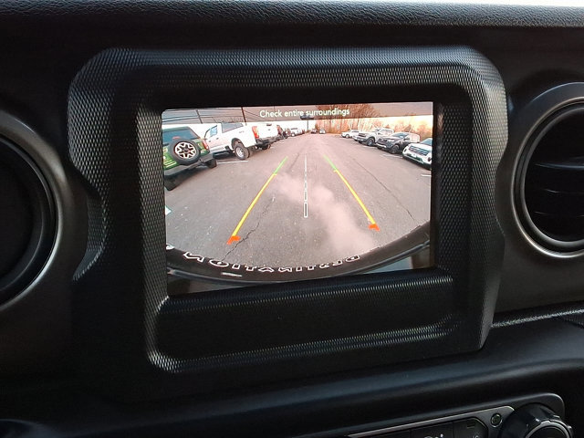 Used 2021 Jeep Wrangler Unlimited Sport image 23