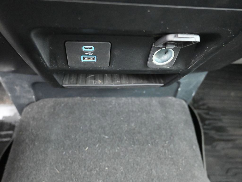 Certified 2022 Ford F350 XLT w/ XLT Value Package image 25