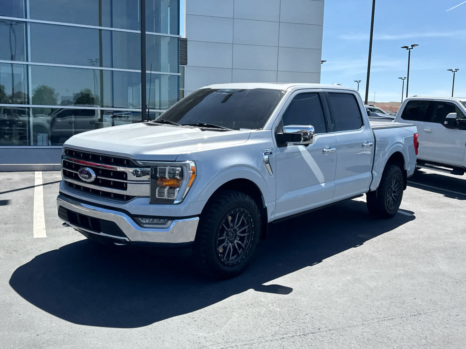 Certified 2022 Ford F150 Lariat w/ Max Trailer Tow Package AWD/4WD image 2