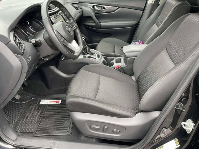 Used 2020 Nissan Rogue SV FWD image 7