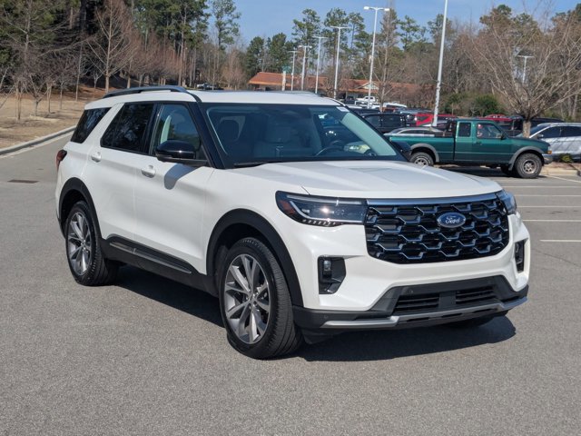 Certified 2025 Ford Explorer Platinum w/ Ultimate Package image 8