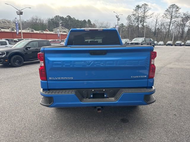 Used 2025 Chevrolet Silverado 1500 Custom w/ Turbomax Blackout Package image 4