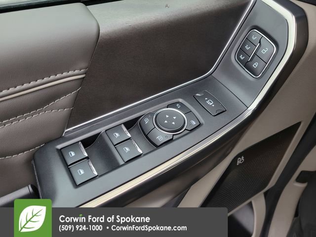 Certified 2025 Ford F450 Platinum w/ Platinum Plus Package image 26