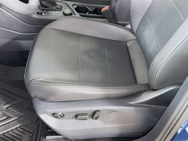 Used 2020 Volkswagen Tiguan SE AWD/4WD image 23