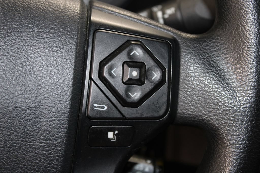 Used 2020 Toyota Tacoma SR w/ SR Convenience Package RWD image 37
