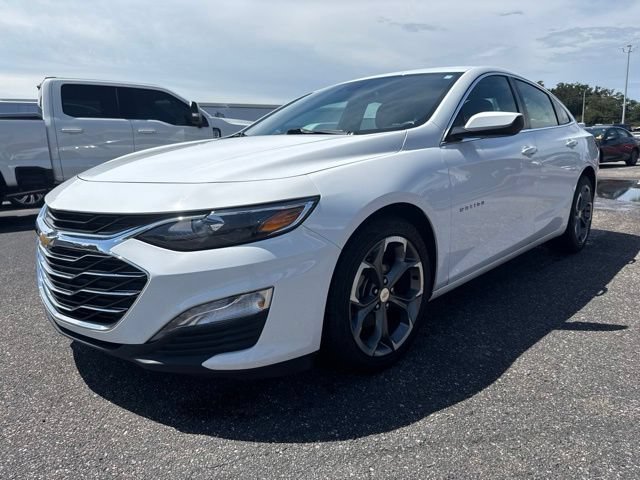 Used 2024 Chevrolet Malibu LT FWD image 3