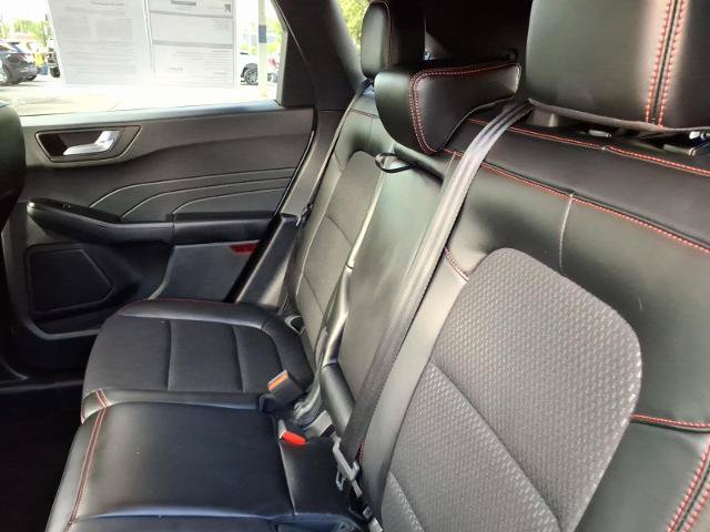 Certified 2025 Ford Escape ST-Line Select AWD/4WD image 11