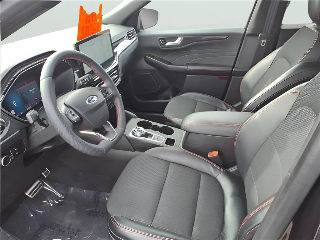 Certified 2023 Ford Escape ST-Line w/ Tech Pack #1 image 11