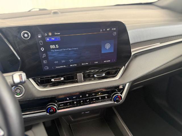 Used 2025 Chevrolet Equinox LT w/ Convenience Package II FWD image 4