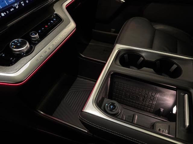 Certified 2025 Ford Expedition Max Platinum image 33