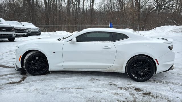 Used 2021 Chevrolet Camaro SS image 2