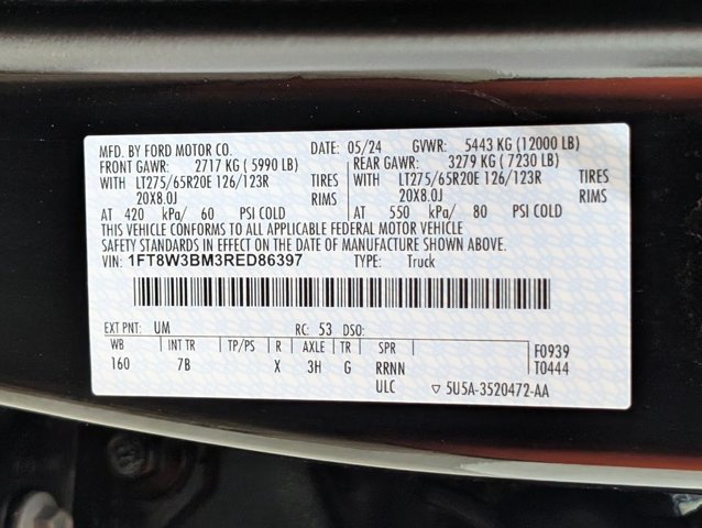 Certified 2024 Ford F350 Platinum w/ FX4 Off-Road Package AWD/4WD image 34