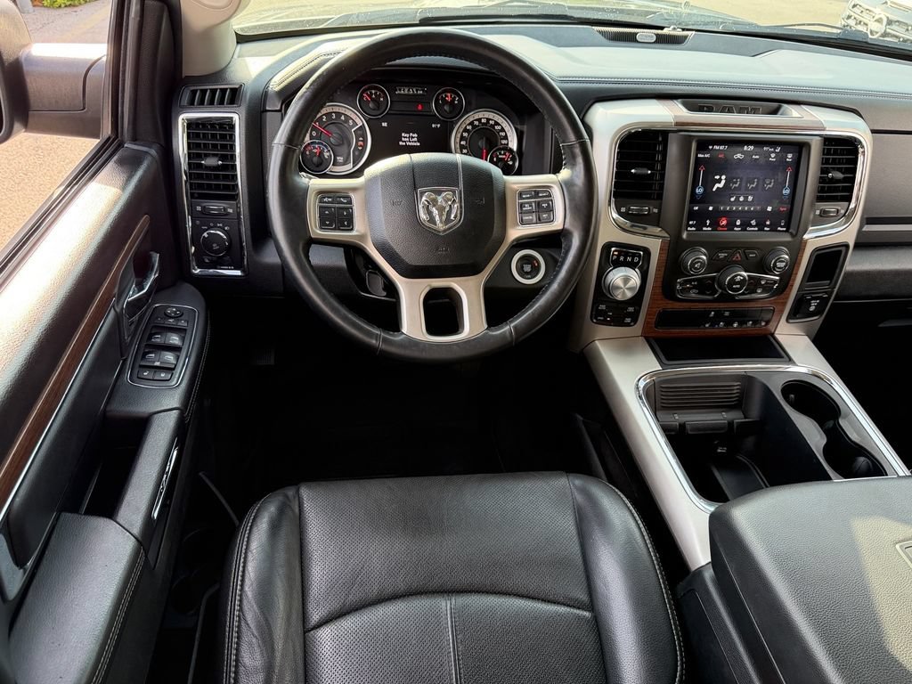 Used 2018 RAM 1500 Laramie w/ Convenience Group AWD/4WD image 14