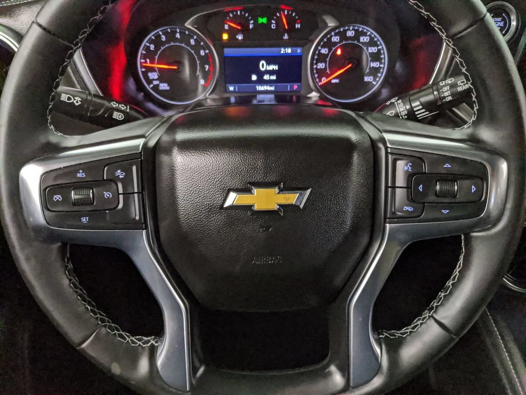 Used 2025 Chevrolet Blazer LT AWD/4WD image 12