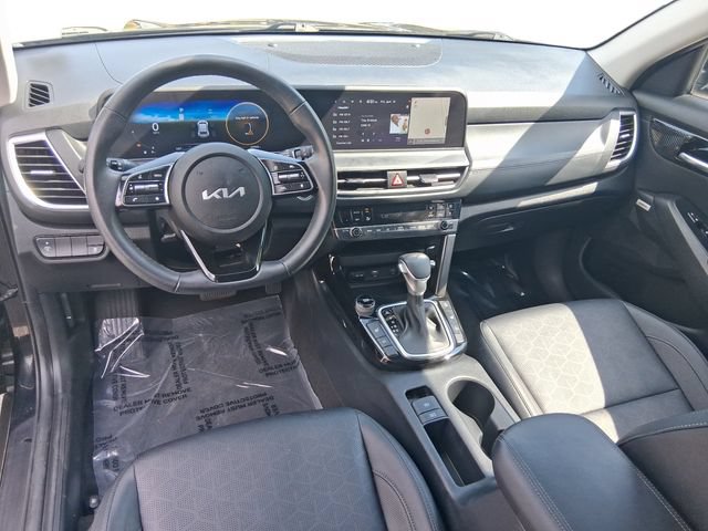 Used 2024 Kia Seltos SX AWD/4WD image 12