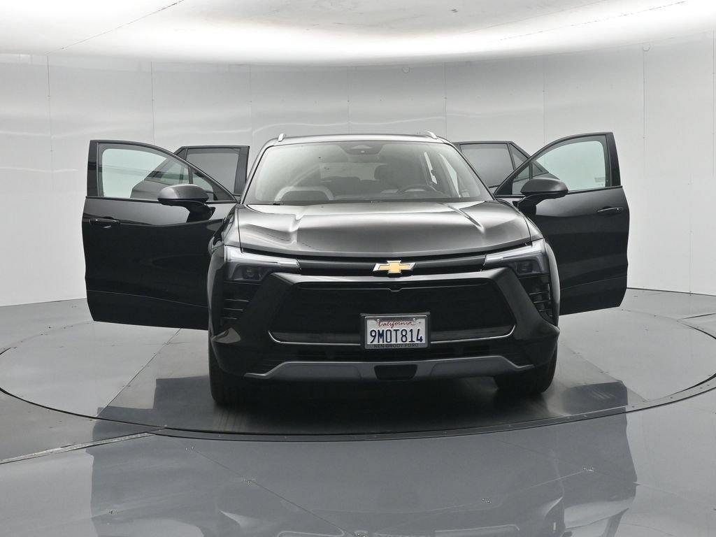 Used 2024 Chevrolet Blazer EV LT AWD/4WD image 36