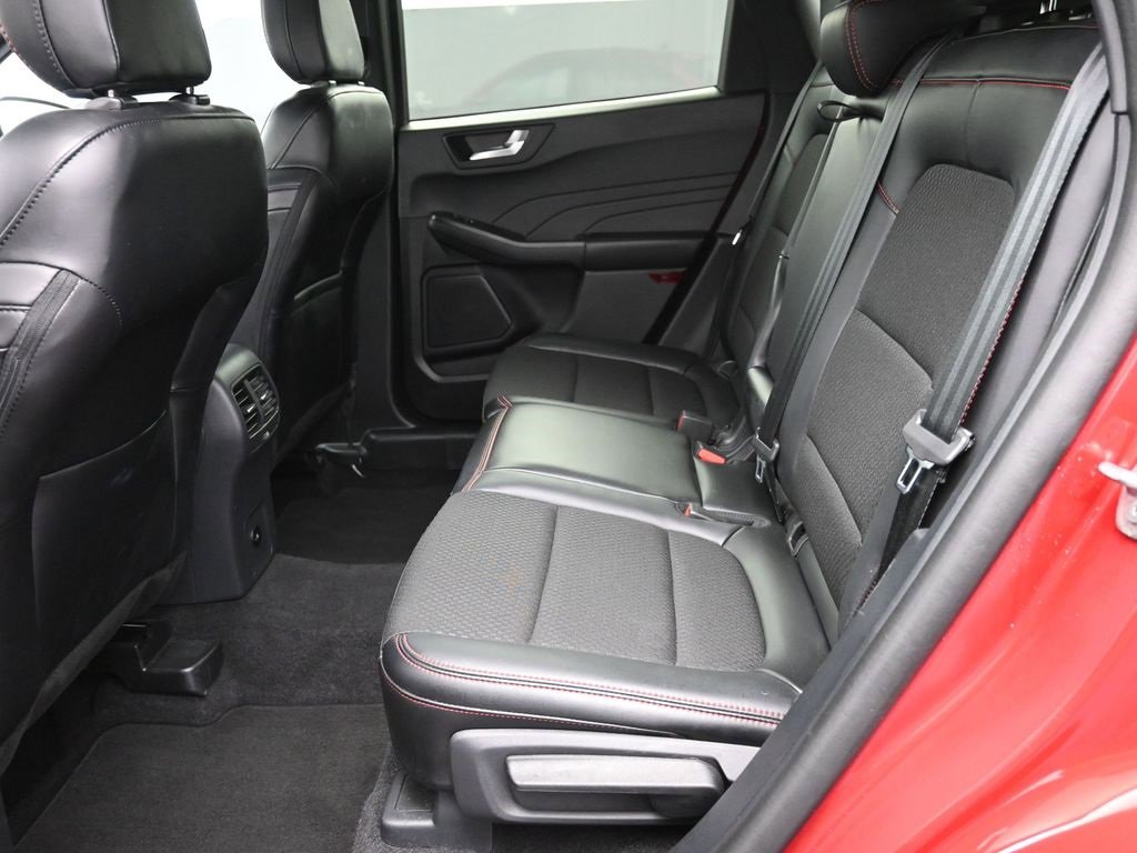 Certified 2025 Ford Escape ST-Line image 2