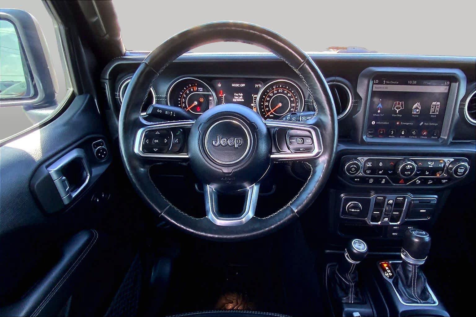 Used 2018 Jeep Wrangler Unlimited Sahara w/ Quick Order Package 24M Moab AWD/4WD image 6